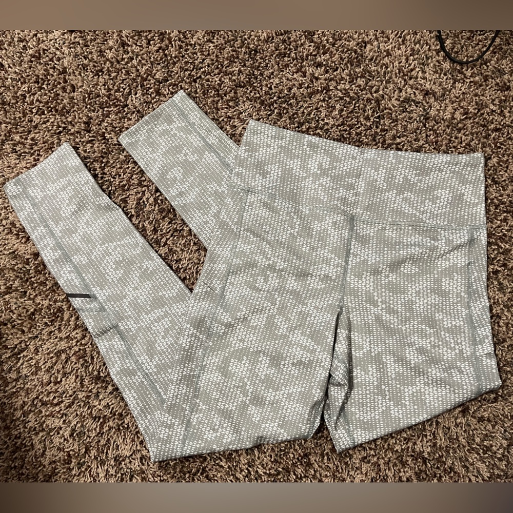 Leggings with Pockets and Reflective Stripes, NWOT